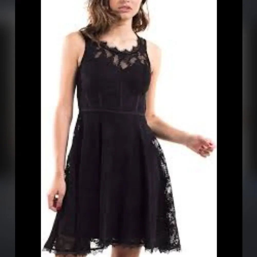 BRAND NEW KRESS LACE FIT &FLARE SLEEVELESS DRESS